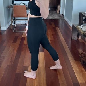 Lululemon Wunder Under 21” legging